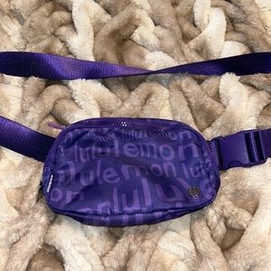 Lululemon cross body purple used but like brand new